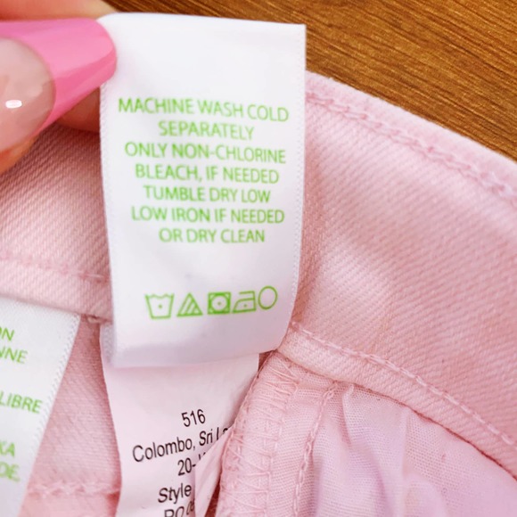 Lilly Pulitzer South Ocean High Rise Ruffle Hem Denim Shorts Stretch Pink Size 4 - Picture 9 of 11